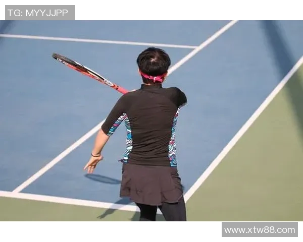 李强独家分享网球技巧与心得助你提升球技与比赛表现