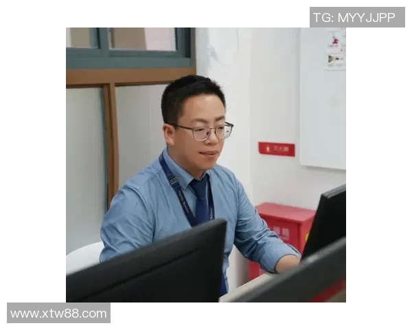 杨伟回顾英雄联盟发展历程与个人成长的深度专访