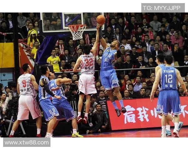 重庆篮球队在篮球战术排行榜中荣登第六名展现强大实力与潜力