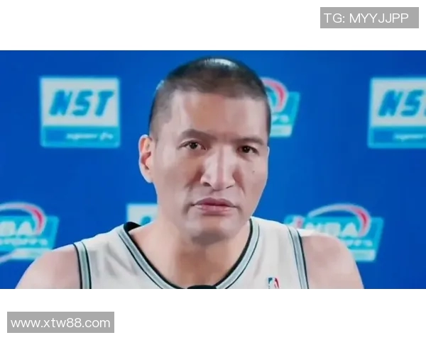 巴特尔与诺维斯基的篮球传奇对决：从巅峰到荣耀的精彩瞬间