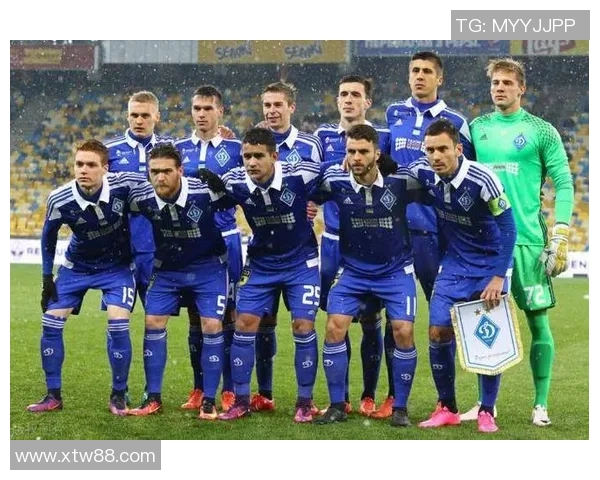 布莱顿与南岸普敦的激烈对决揭示英超新赛季的竞争格局与球队实力对比