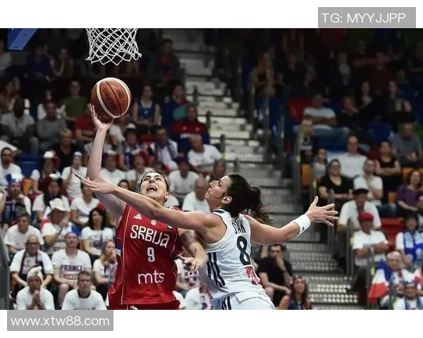 斯洛文尼亚女篮与土耳其女篮激战正酣谁能赢得胜利的荣耀