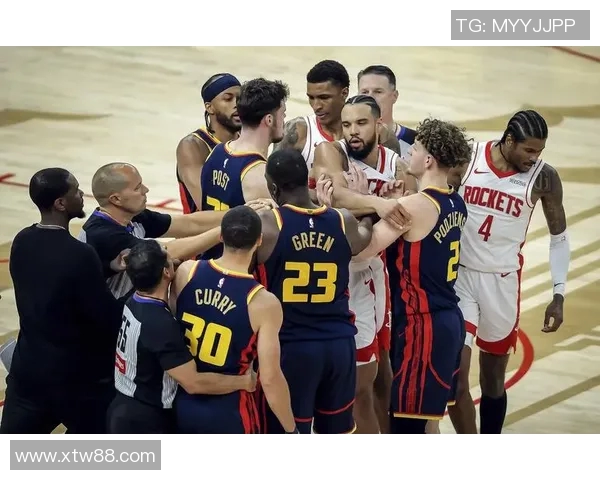 2018年NBA季后赛勇士与火箭第四场激战回顾与精彩瞬间分析