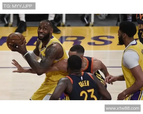 巴迪与卡拉巴克激战正酣谁将成为本场比赛的胜者