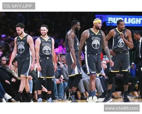 德雷蒙德格林如何在勇士队中发挥关键作用与领导力分析